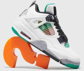 Size? Air Jordan 4 Trainers